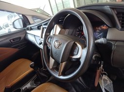 Mobil bekas Toyota Kijang Innova 2.0 G 2016 dijual, Jawa Barat  6