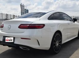 Jual cepat mobil Mercedes-Benz E-Class E 400 AMG Coupe 2017 di DKI Jakarta 4