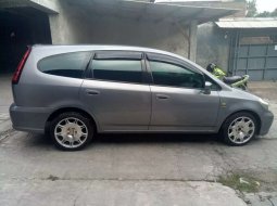 Jual mobil Honda Stream 1.7 2004 bekas, Jawa Barat 3