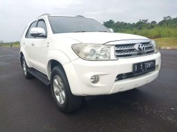 Banten, Toyota Fortuner G 2010 kondisi terawat 5