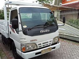 Jawa Timur, jual mobil Isuzu Elf NHR 55 2011 dengan harga terjangkau 3