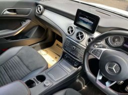 Mobil Mercedes-Benz CLA 2015 200 dijual, Banten 3