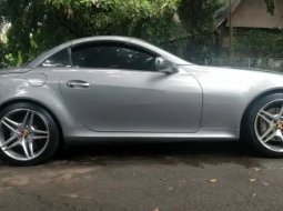 Dijual mobil bekas Mercedes-Benz SLK 200 AT di Jawa Barat 10