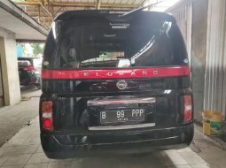 Jual mobil Nissan Elgrand Highway Star AT 2007 dengan harga murah di Jawa Barat  1