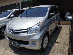 Dijual Mobil Daihatsu Xenia M MT 2015 di Bekasi 8