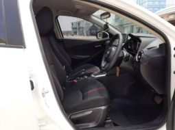 Dijual Mobil Bekas Mazda 2 R 2015 di DKI Jakarta 7