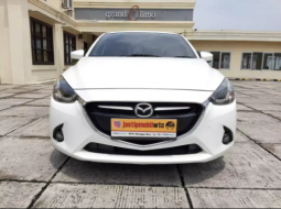 Dijual Mobil Bekas Mazda 2 R 2015 di DKI Jakarta 5