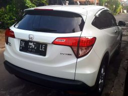 Mobil Honda HR-V 2017 E CVT dijual, Bali 5