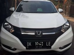 Mobil Honda HR-V 2017 E CVT dijual, Bali 3