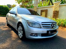 Jual mobil bekas murah Mercedes-Benz C-Class C200 2008 di DKI Jakarta 3