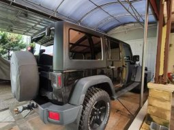 Jawa Barat, Jeep Wrangler Sport Unlimited 2011 kondisi terawat 2