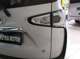 Mobil Toyota Sienta 2018 G dijual, Jawa Timur 6