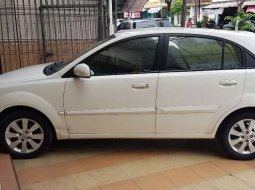 Dijual mobil bekas Kia Pride 1.4 Automatic, DIY Yogyakarta  3