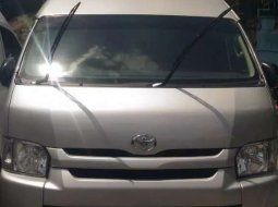 Jual Toyota Hiace High Grade Commuter 2017 harga murah di DIY Yogyakarta 3