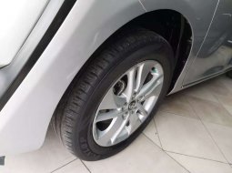Mobil Toyota Sienta 2018 G dijual, Jawa Timur 4