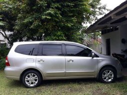 Jual Nissan Grand Livina XV 2013 harga murah di Jawa Tengah 3