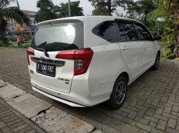 Jual Cepat Toyota Calya G AT Putih 2016 di Bekasi  2