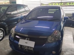 Dijual Mobil Honda Stream 2 2004 di DKI Jakarta 5