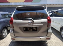 Jual mobil Daihatsu Xenia M MT 2015 dengan harga terjangkau di Jawa Barat  10