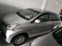 Jual mobil bekas murah Daihatsu Xenia R 2013 di DIY Yogyakarta 4