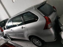 Jual mobil bekas murah Daihatsu Xenia R 2013 di DIY Yogyakarta 2