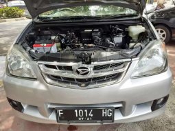 Jawa Barat, jual mobil Daihatsu Xenia Li DELUXE 2011 dengan harga terjangkau 8