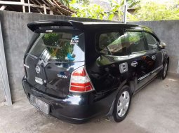 Jawa Tengah, Nissan Grand Livina XV 2010 kondisi terawat 6