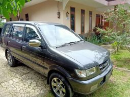 Jawa Barat, Isuzu Panther LS 2001 kondisi terawat 7