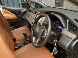 Jawa Barat, Toyota Kijang Innova G 2016 kondisi terawat 4
