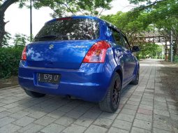 Mobil Suzuki Swift 2010 ST terbaik di Jawa Timur 8