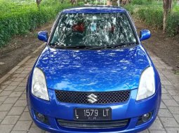 Mobil Suzuki Swift 2010 ST terbaik di Jawa Timur 6