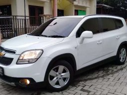 Mobil Chevrolet Orlando 2012 LT dijual, Jawa Timur 7
