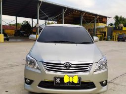 Jual mobil Toyota Kijang Innova V 2011 bekas, Sumatra Utara 4