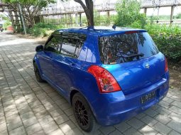 Mobil Suzuki Swift 2010 ST terbaik di Jawa Timur 2