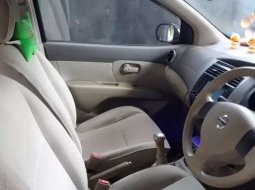 Jawa Tengah, Nissan Grand Livina XV 2010 kondisi terawat 2