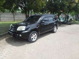 Jawa Timur, Nissan X-Trail ST 2004 kondisi terawat 2