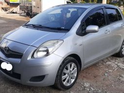 Jual Toyota Yaris J 2011 harga murah di Riau 2