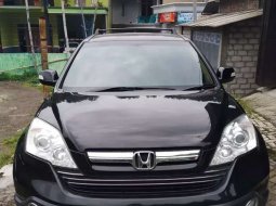 Mobil Honda CR-V 2009 2.0 dijual, Jawa Timur 1