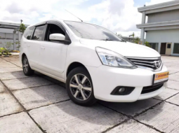 Jual cepat mobil Nissan Grand Livina 1.5 XV 2017 di DKI Jakarta 7