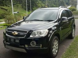 Mobil Chevrolet Captiva 2010 dijual, Jawa Barat 7