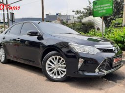 Jual cepat mobil Toyota New Camry 2.5 Hybrid 2017 di DKI Jakarta 3