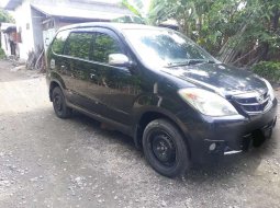 Jawa Timur, jual mobil Daihatsu Xenia Xi DELUXE 2010 dengan harga terjangkau 5