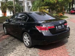 Mobil Honda Accord 2010 VTi dijual, Jawa Tengah 8