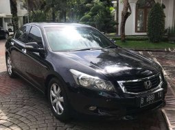 Mobil Honda Accord 2010 VTi dijual, Jawa Tengah 3