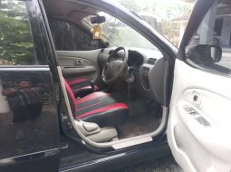 Jawa Timur, jual mobil Daihatsu Xenia Xi DELUXE 2010 dengan harga terjangkau 1