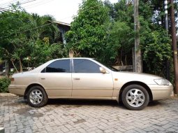 Banten, Toyota Camry G 2000 kondisi terawat 8