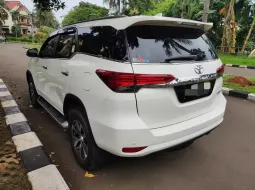 Jual Cepat Toyota Fortuner VRZ 2017 di Depok 2