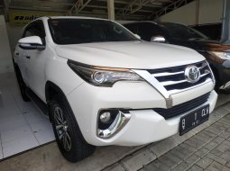 Jawa Barat, Mobil bekas Toyota Fortuner VRZ AT 2016 dijual  1