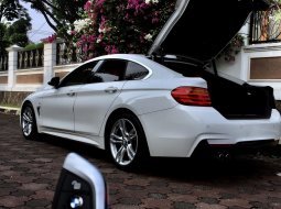 Jual Mobil Bekas BMW 4 Series 428i 2015 di Jawa Timur 1