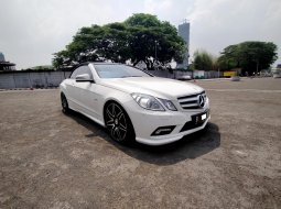 Jual mobil Mercedes-Benz E-Class 250 2011 terbaik di DKI Jakarta 9